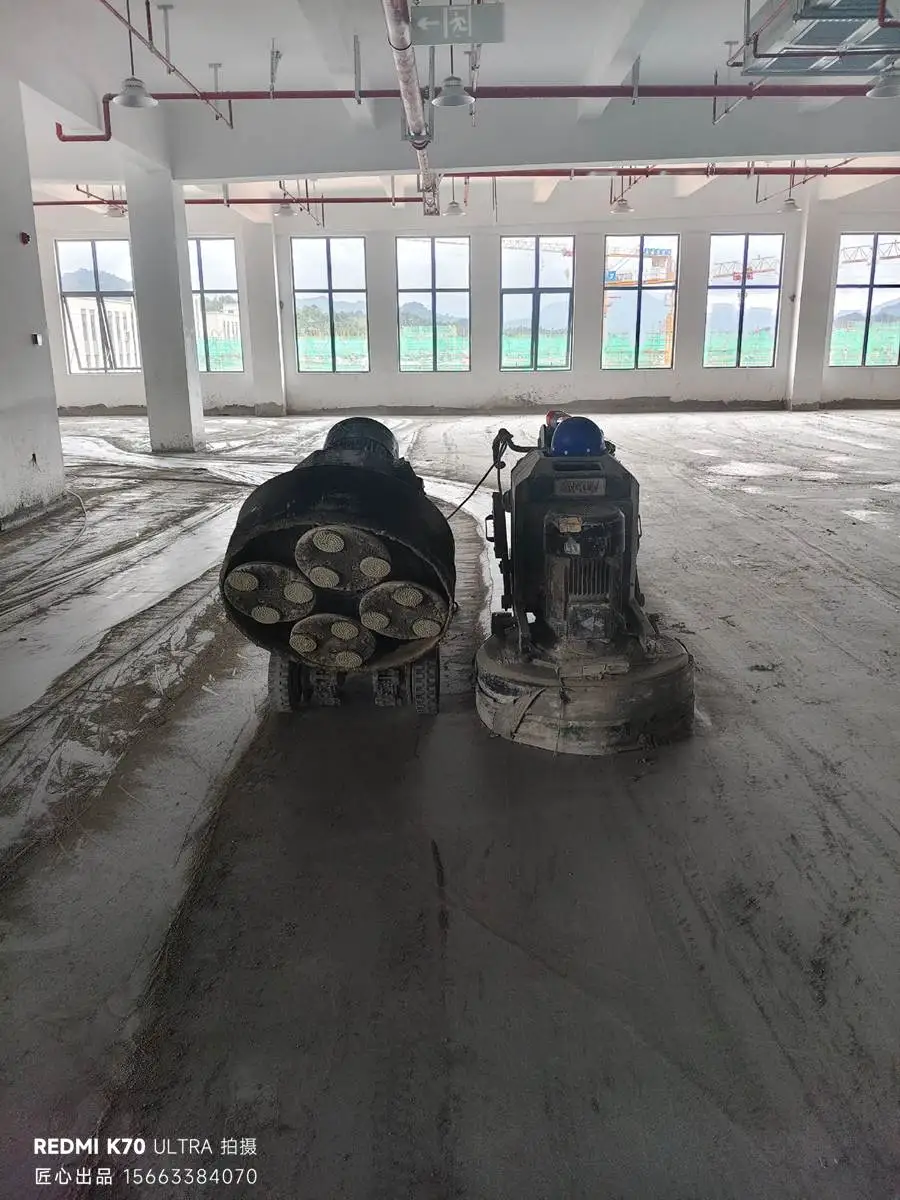 研磨机侧面展示细节