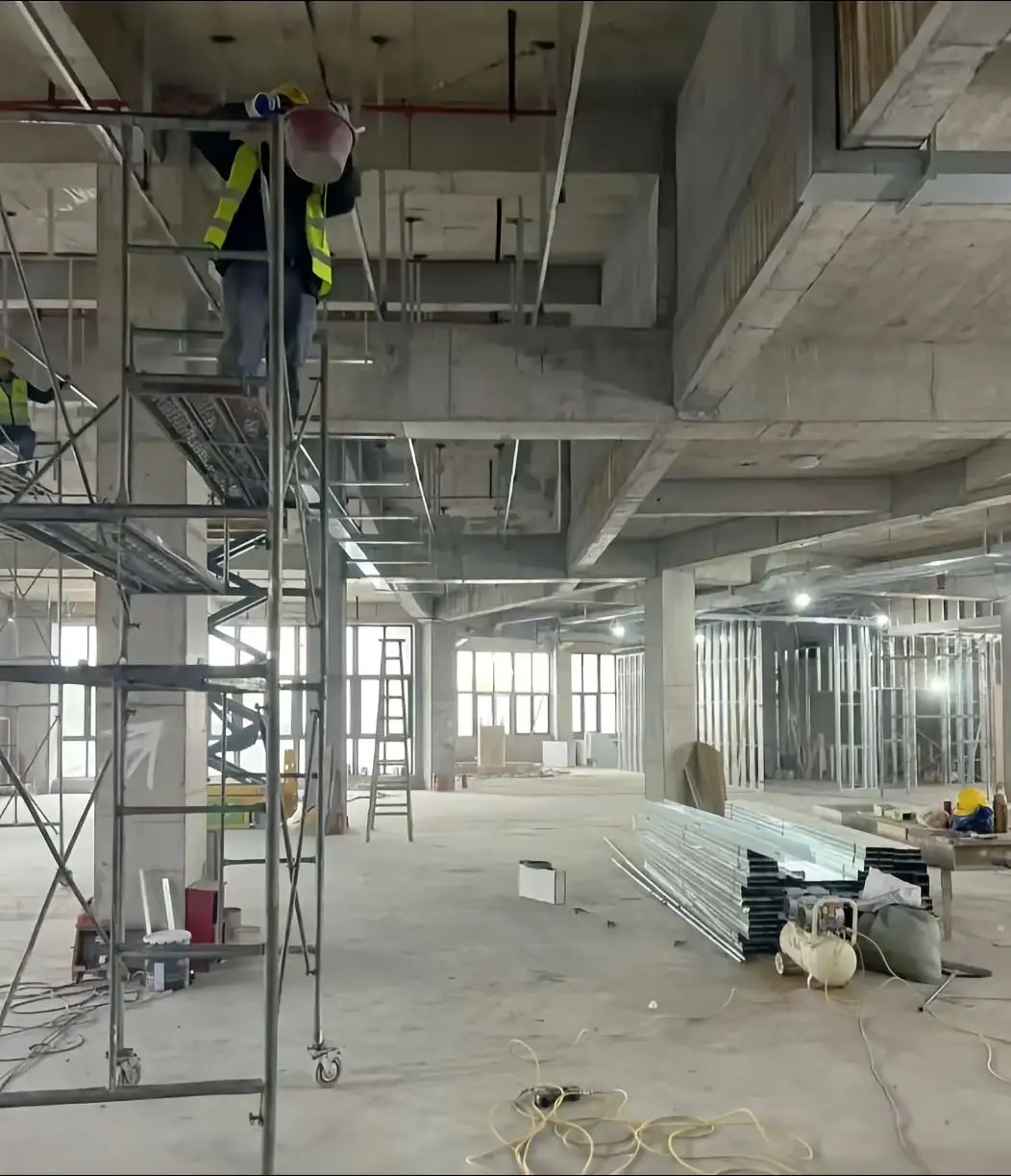 疏散与安全出口:保障逃生通道有效