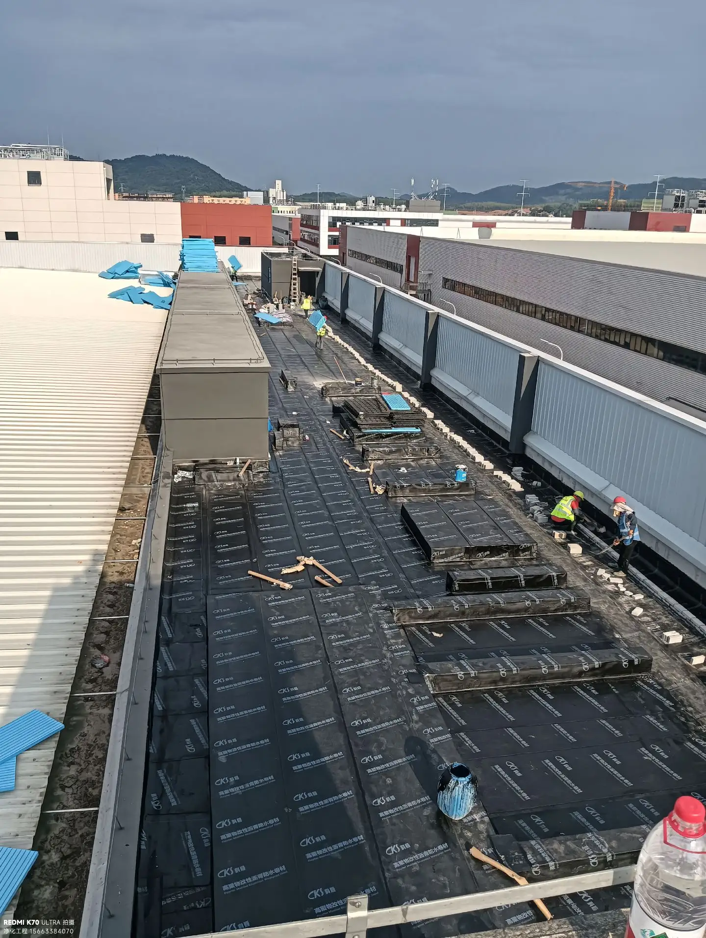 南京厂房翻新遇到雨季怎么办？施工安排与防潮防霉经验