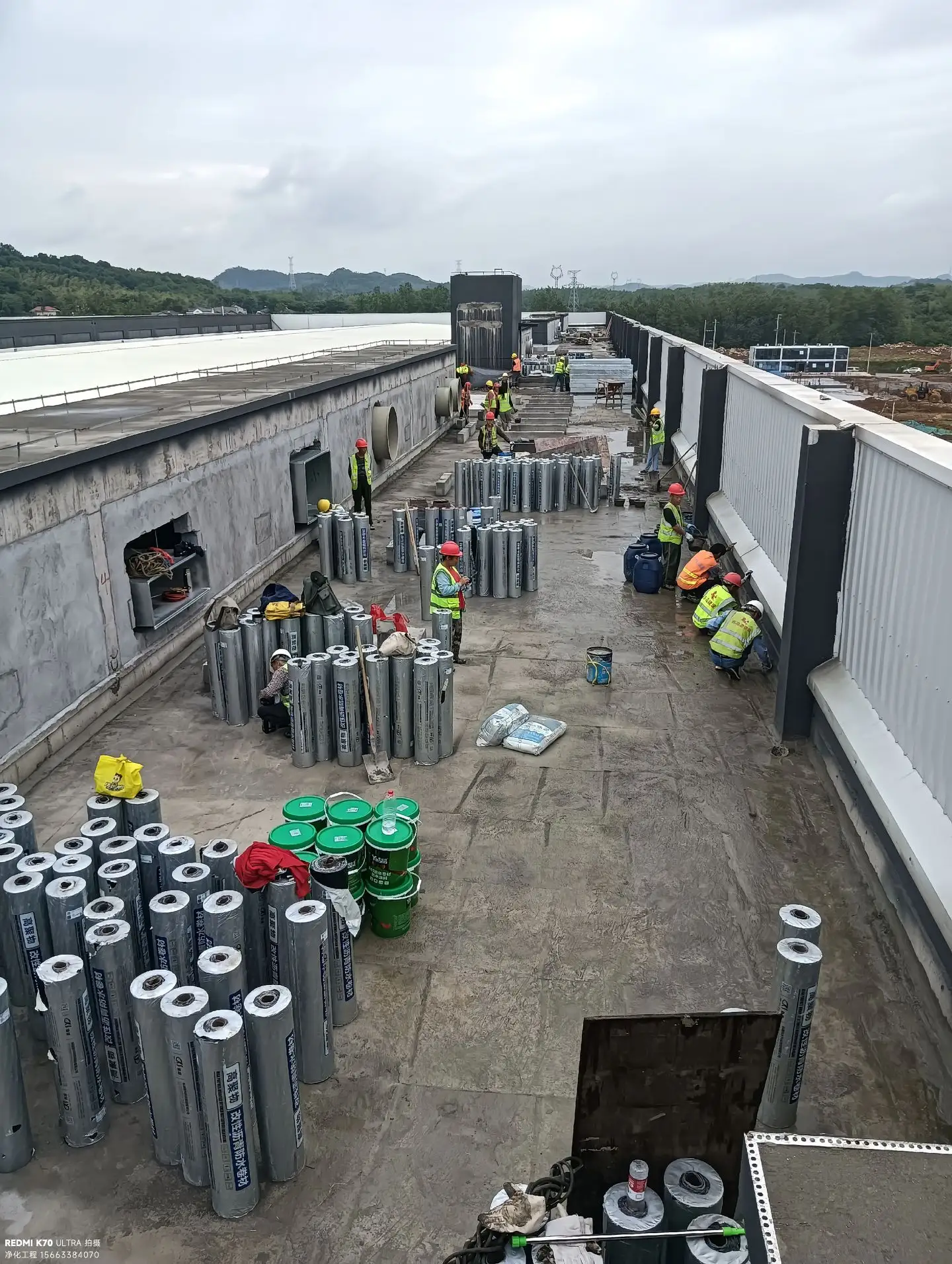 南京厂房翻新遇到雨季怎么办？施工安排与防潮防霉经验