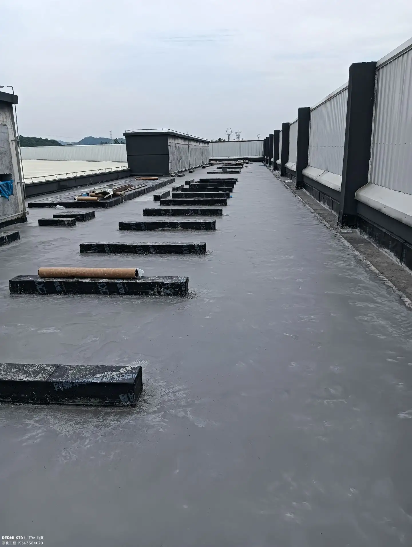 南京厂房翻新遇到雨季怎么办？施工安排与防潮防霉经验