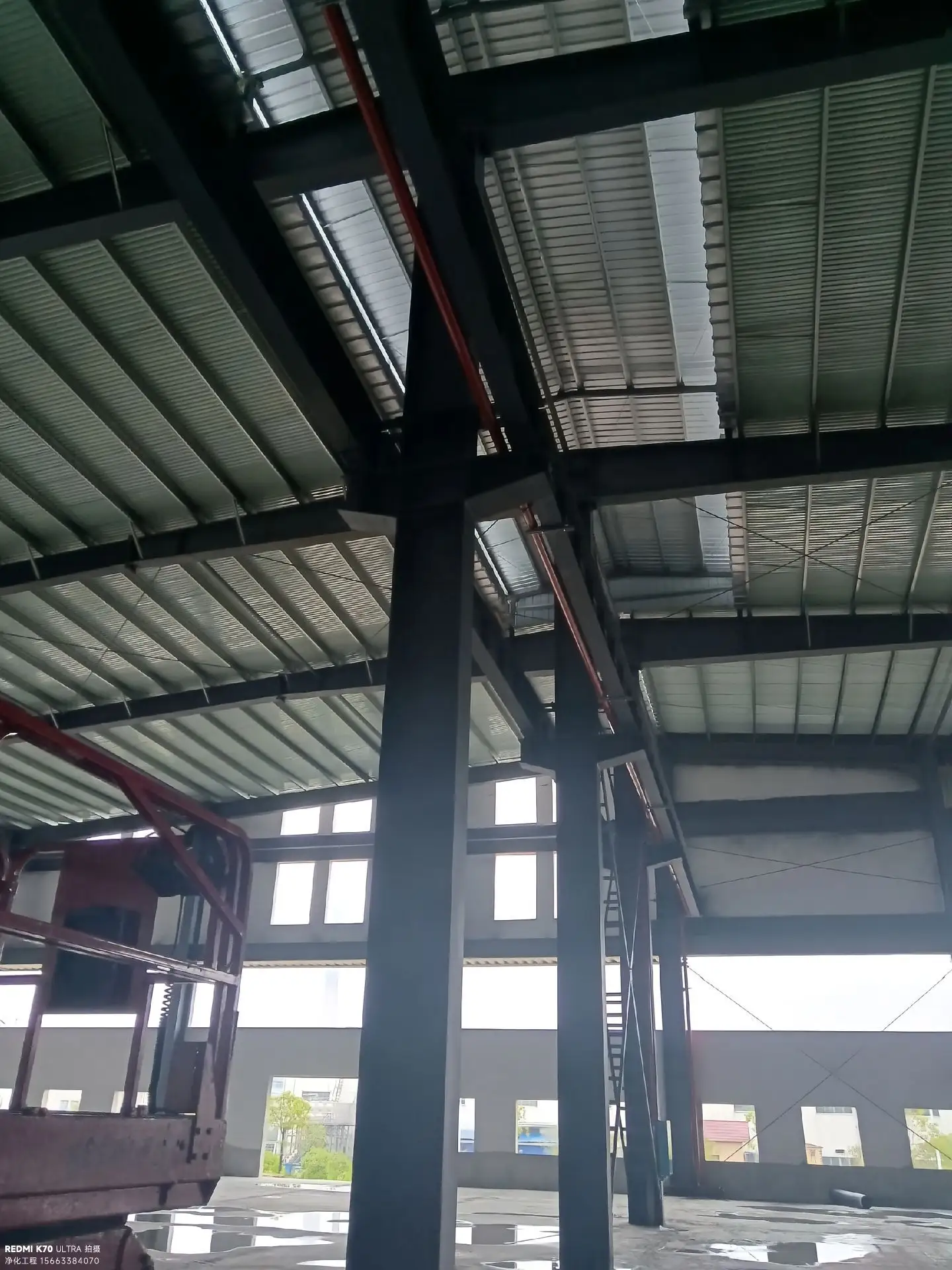 需要修复或更换疏散门