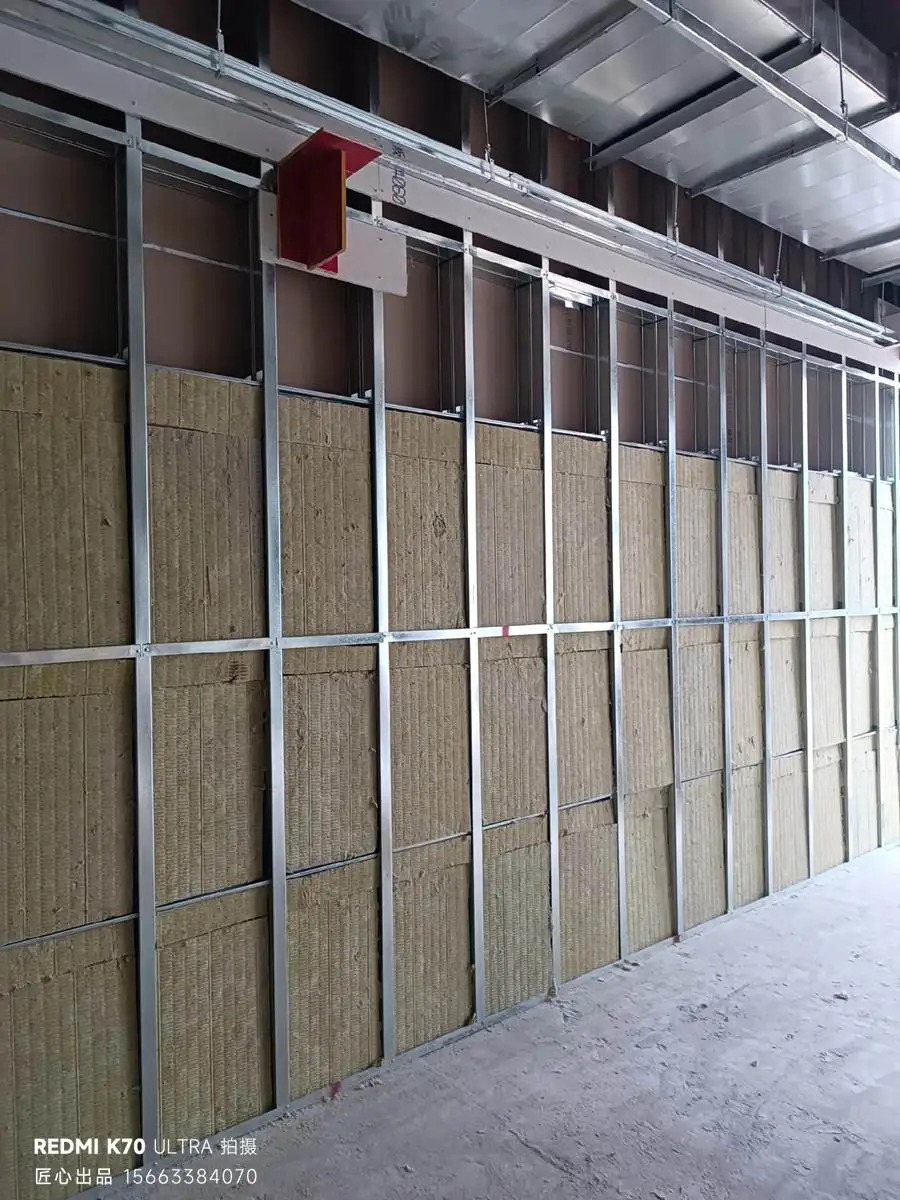 隔音棉与墙面粘结牢固