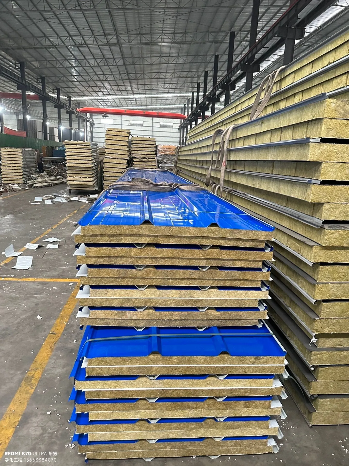 夹芯彩钢瓦（岩棉 - 泡沫- 聚氨酯芯）