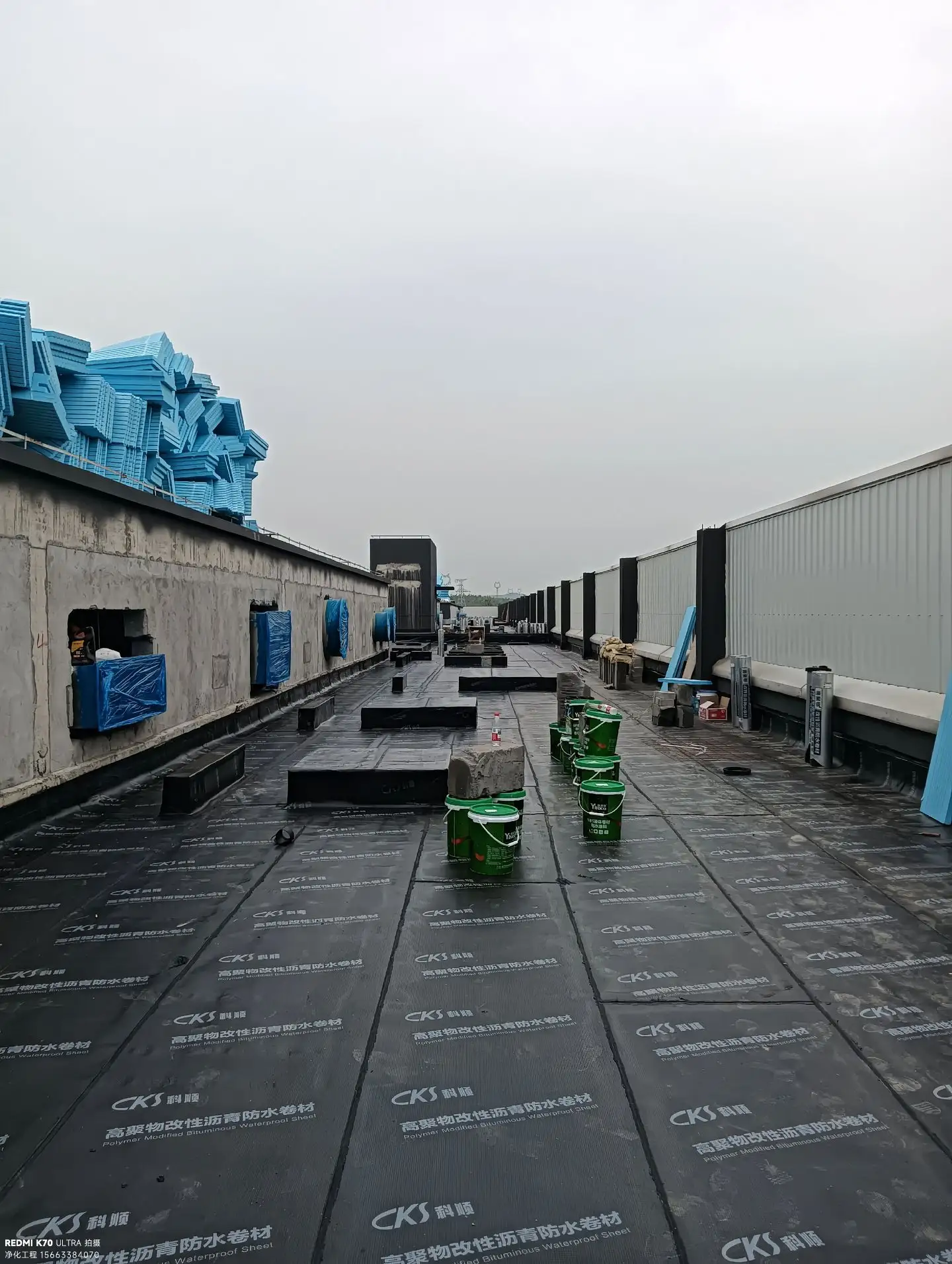 南京厂房翻新遇到雨季怎么办？施工安排与防潮防霉经验