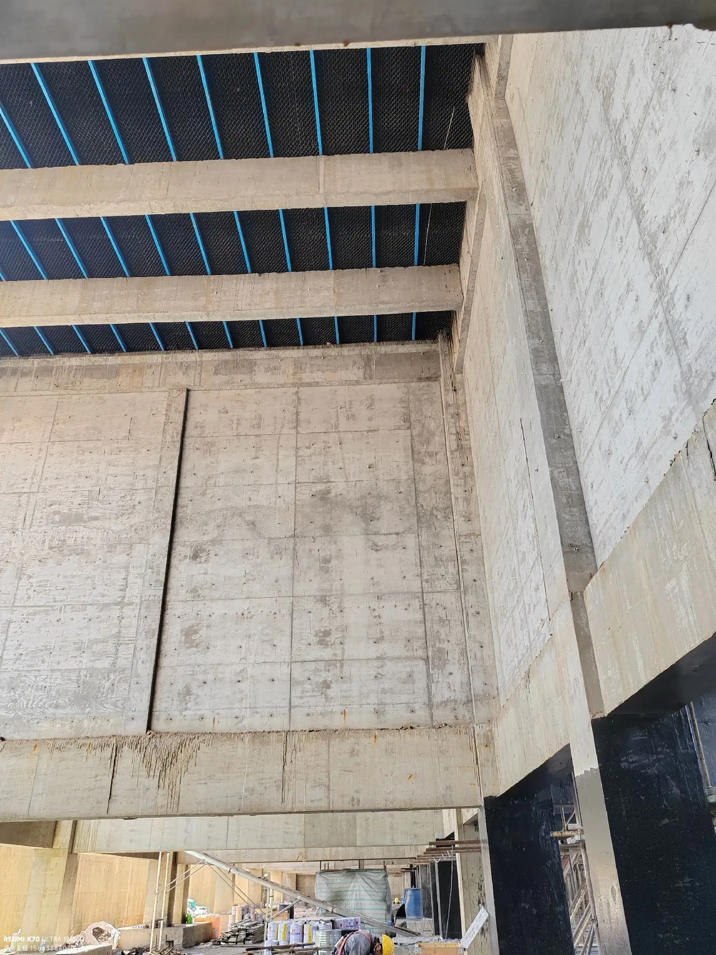 不要省地面和电气、不要省消防系统、可以省墙面、通风、其他杂项