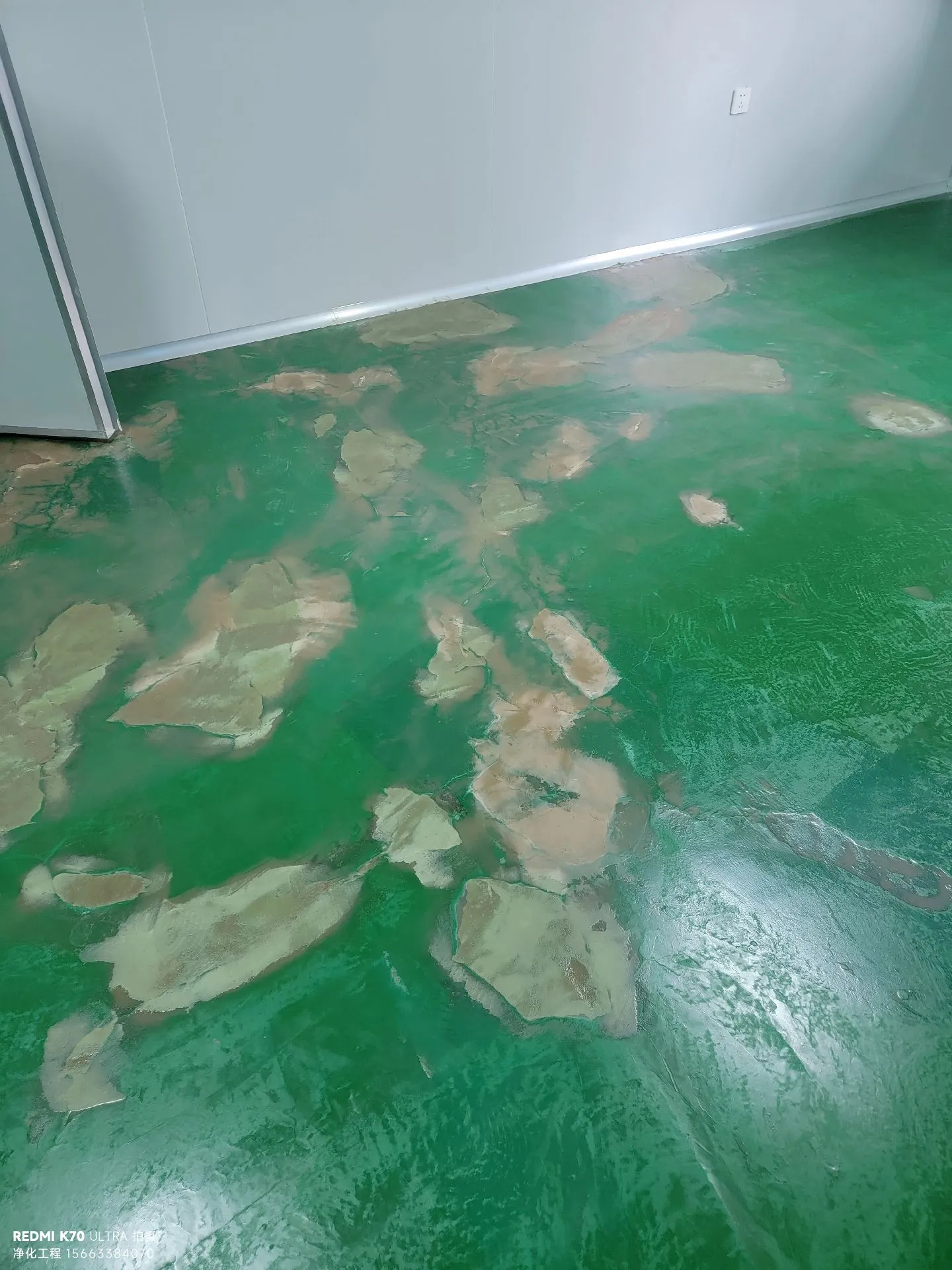 环氧地坪：修复后不久又出现起砂